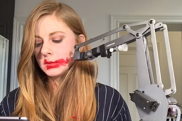 lipstick-robot_口紅ロボット