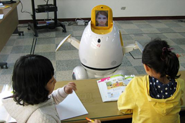 韓国教育ロボット