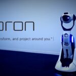 セレボ社が可変型プロジェクターロボット「テフロン」公開